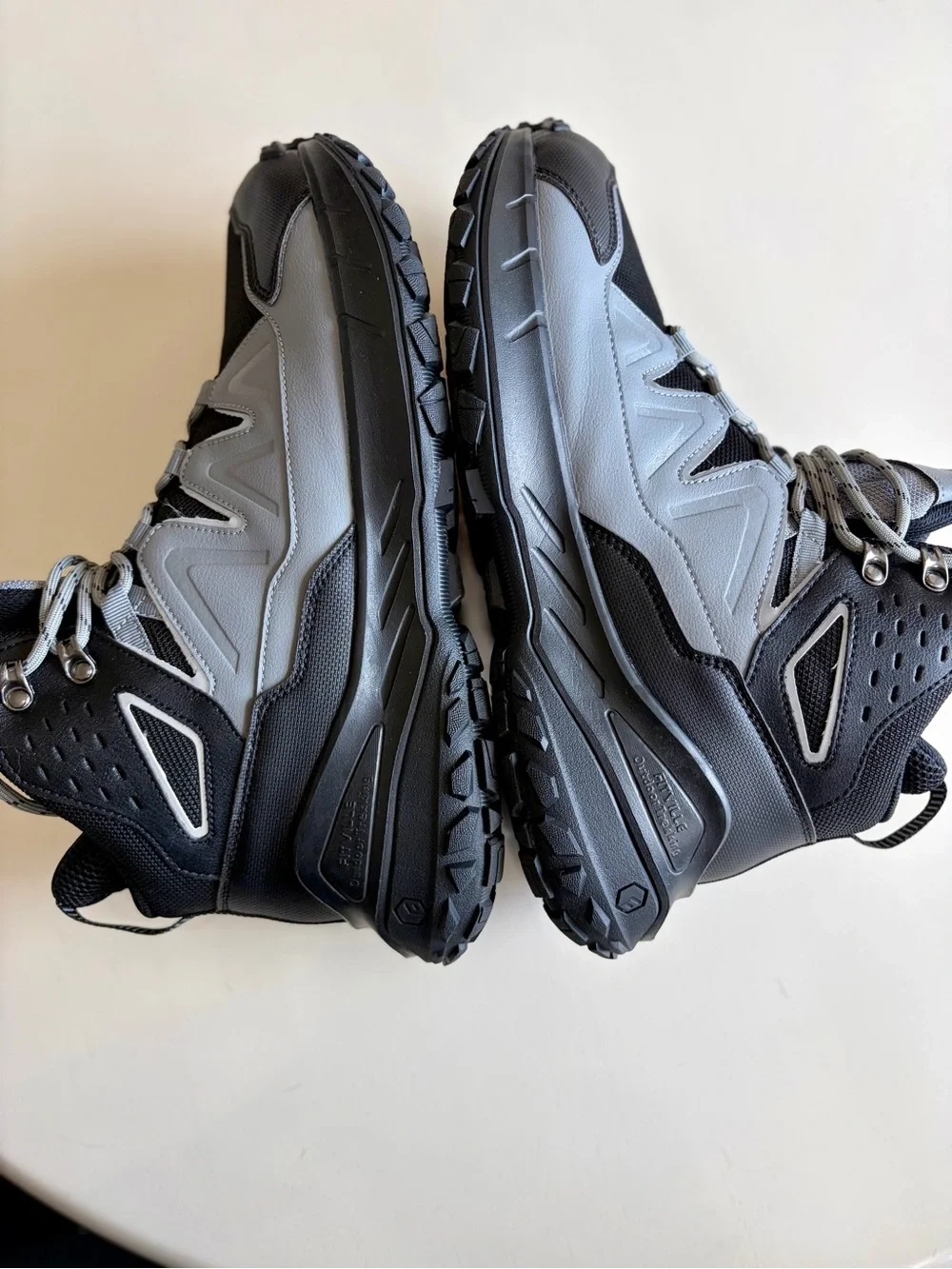 Fitville Men's Grey and Black Water resistant Hiking Boot 11.5 W